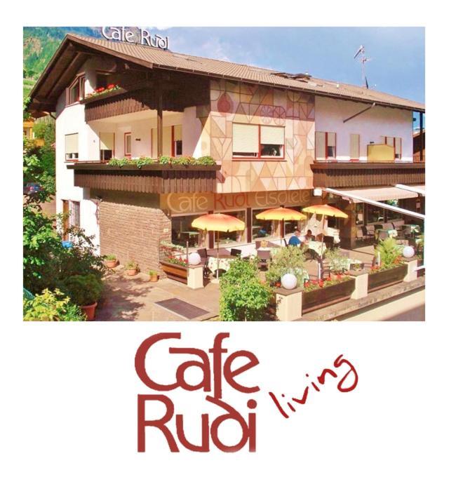 Cafe Rudi Living Bed & Breakfast Parcines Ngoại thất bức ảnh